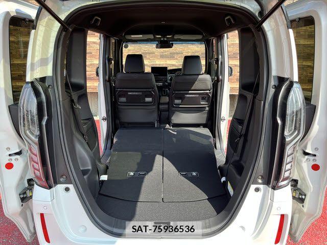 Honda N BOX 2023-06 8367474-21