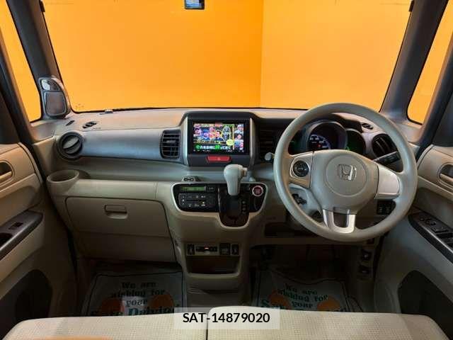 Honda N BOX 2017-06 8371926-1