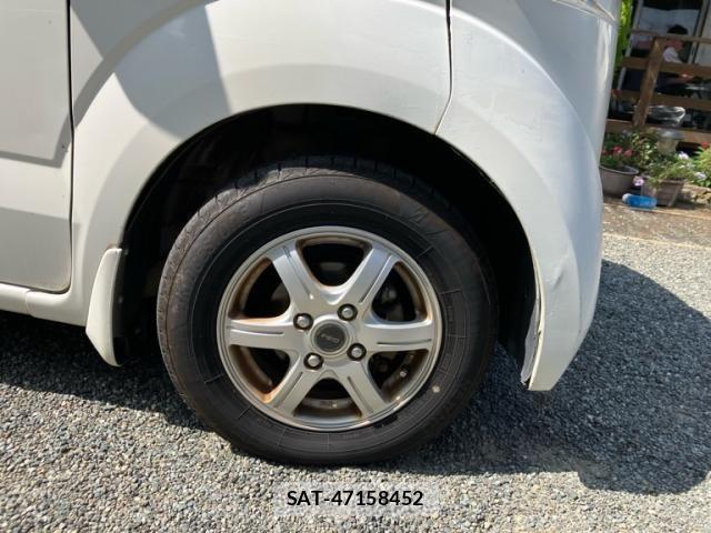 Honda N BOX 2012-01 8371938-11