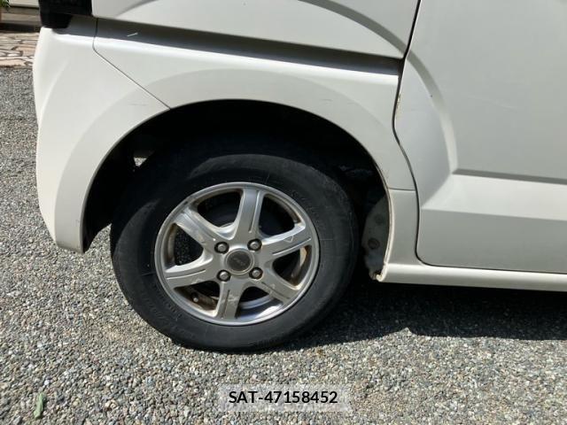 Honda N BOX 2012-01 8371938-12