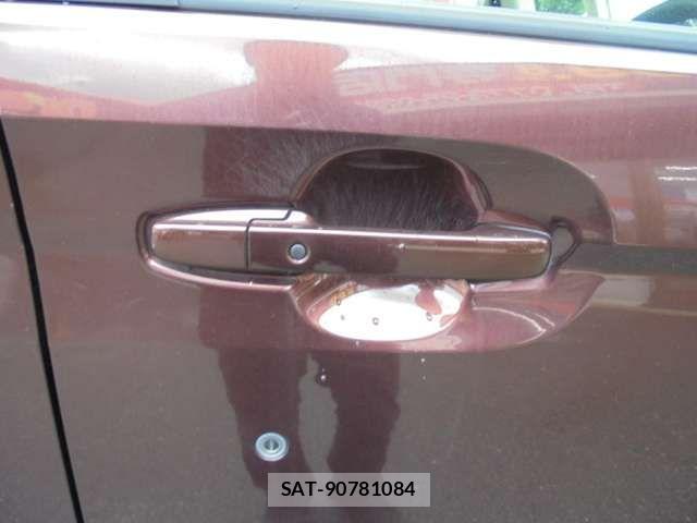 Honda N BOX 2019-05 8371929-14