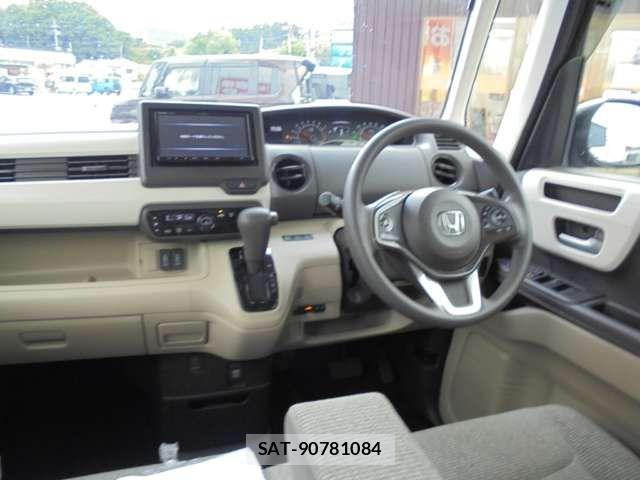 Honda N BOX 2019-05 8371929-1