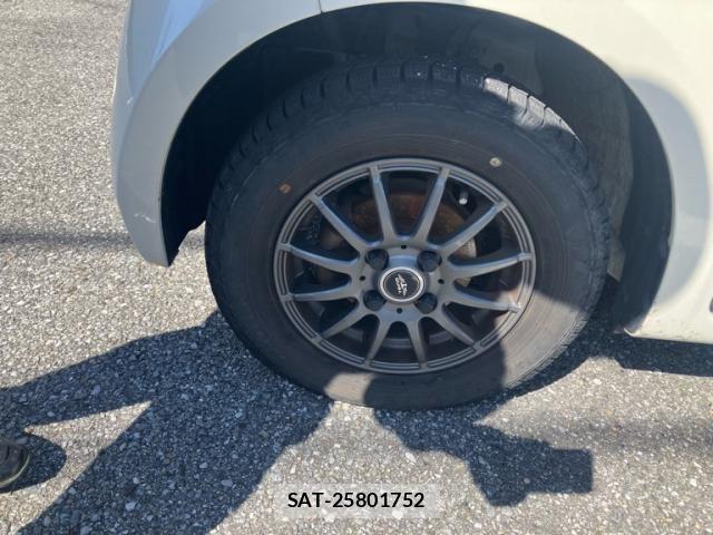 Honda N BOX 2013-02 8371935-6