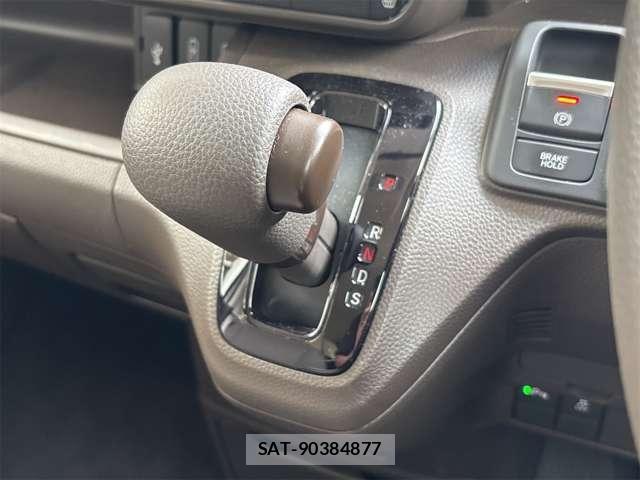 Honda N BOX 2023-01 8371921-10
