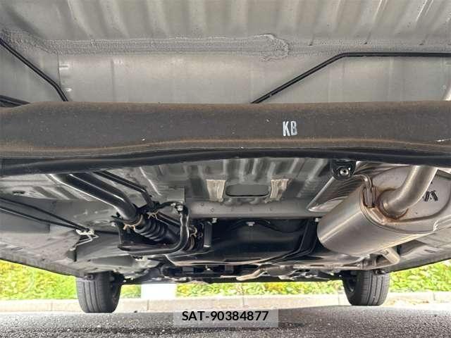 Honda N BOX 2023-01 8371921-28