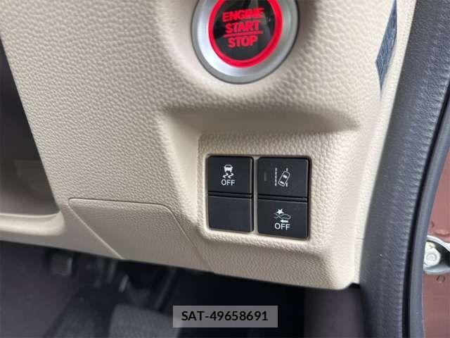 Honda N BOX 2020-06 8371928-12