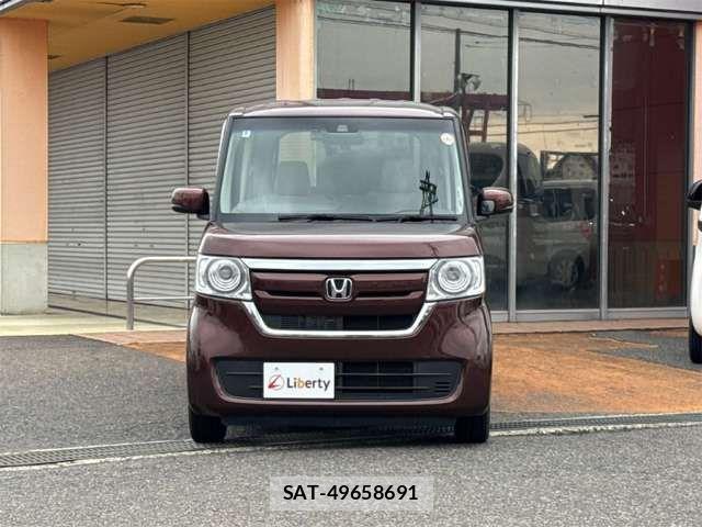 Honda N BOX 2020-06 8371928-16
