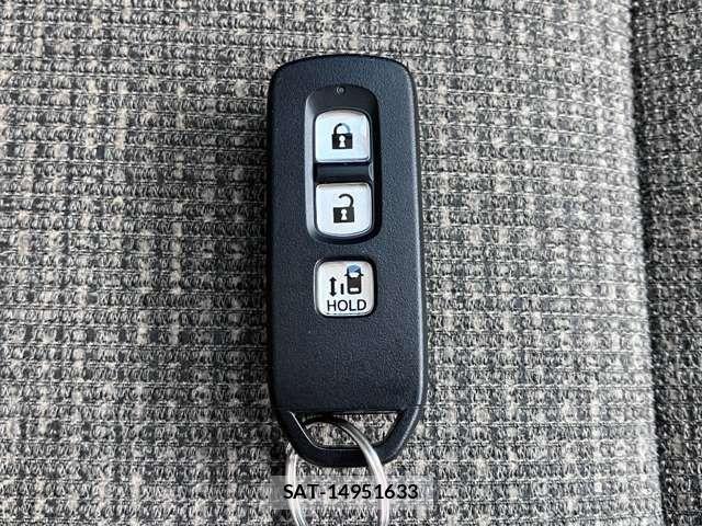 Honda N BOX 2021-08 8371927-7