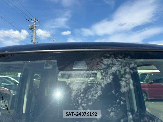 Honda N BOX 2023-08 8371922-11