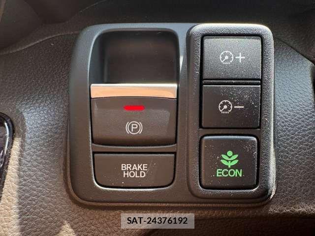 Honda N BOX 2023-08 8371922-5