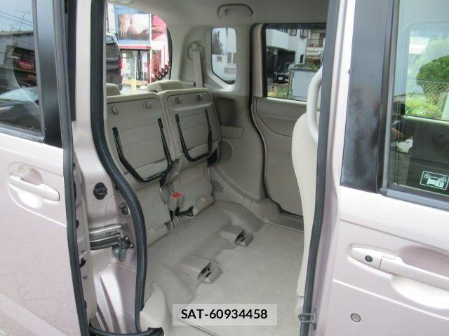 Honda N BOX 2013-12 8413874-18