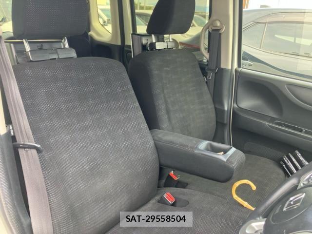 Honda N BOX 2016-07 8413893-13