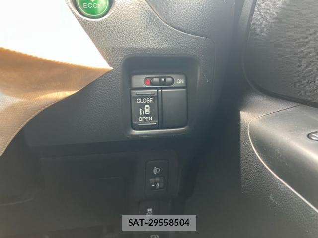 Honda N BOX 2016-07 8413893-17