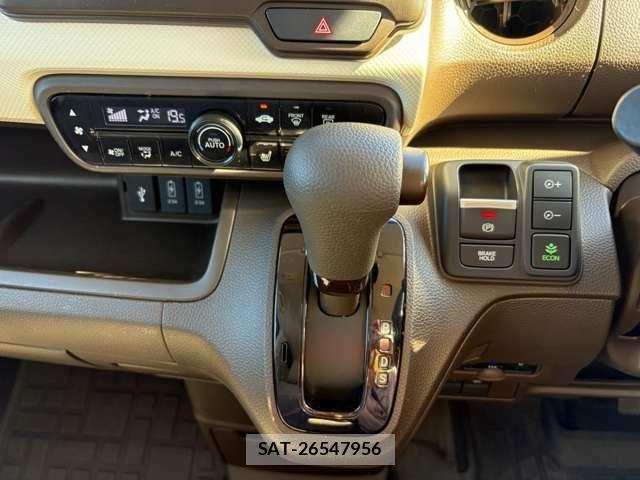 Honda N BOX 2023-05 8413863-12