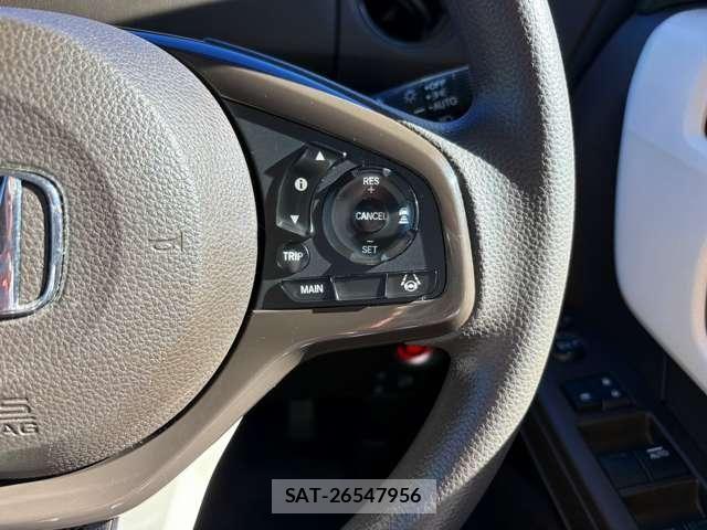Honda N BOX 2023-05 8413863-18
