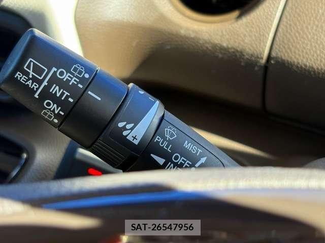 Honda N BOX 2023-05 8413863-19