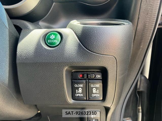 Honda N BOX 2013-08 8413899-14
