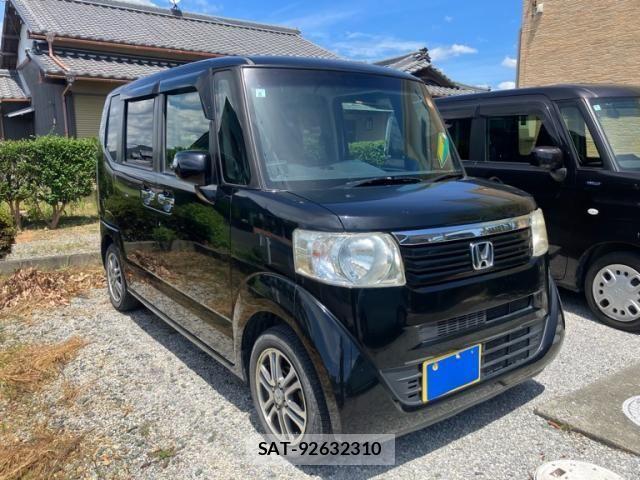 Honda N BOX 2013-08 8413899-1