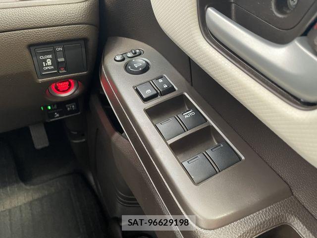 Honda N BOX 2021-01 8413854-18