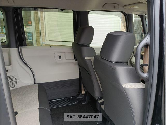 Honda N BOX 2025-02 8413853-4