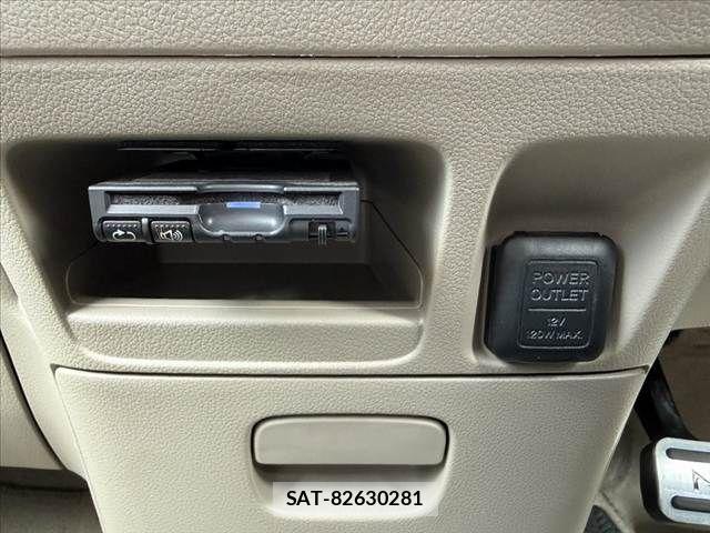 Honda N BOX 2012-06 8413873-28