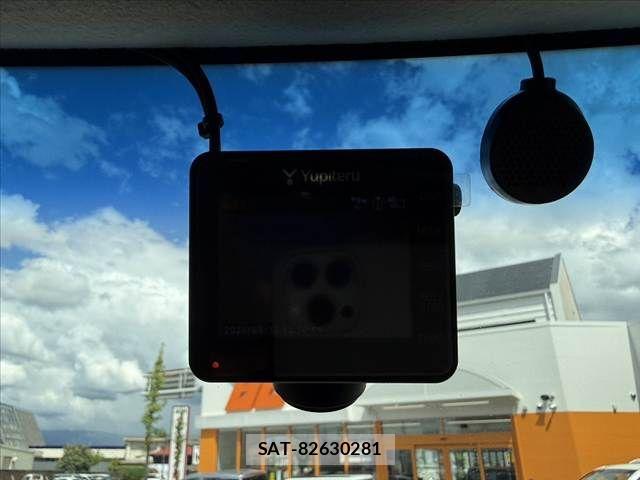 Honda N BOX 2012-06 8413873-29