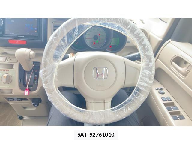 Honda N BOX 2012-10 8413898-18