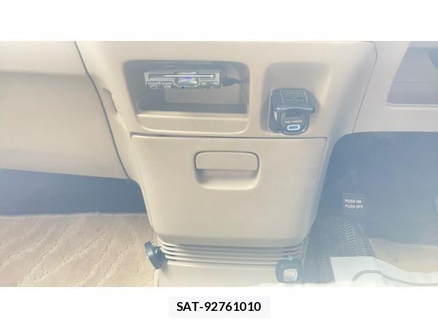 Honda N BOX 2012-10 8413898-21