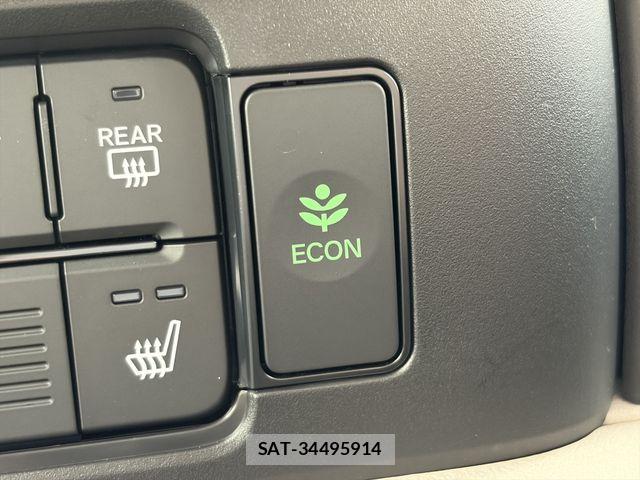 Honda N BOX 2025-10 8413855-25