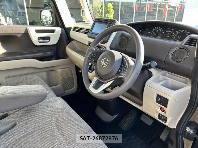 Honda N BOX 2018-09 8413882-10