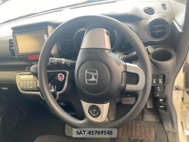 Honda N BOX 2014-09 8413894-11