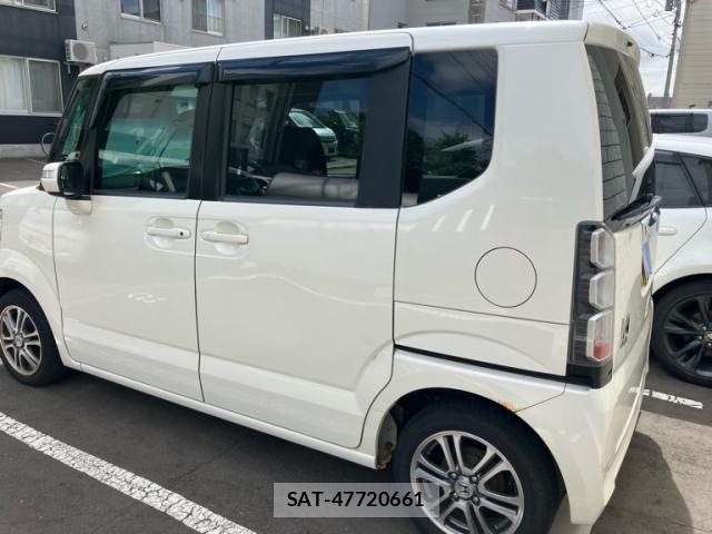 Honda N BOX 2014-03 8413897-5