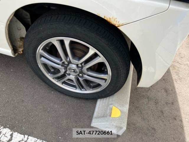 Honda N BOX 2014-03 8413897-8