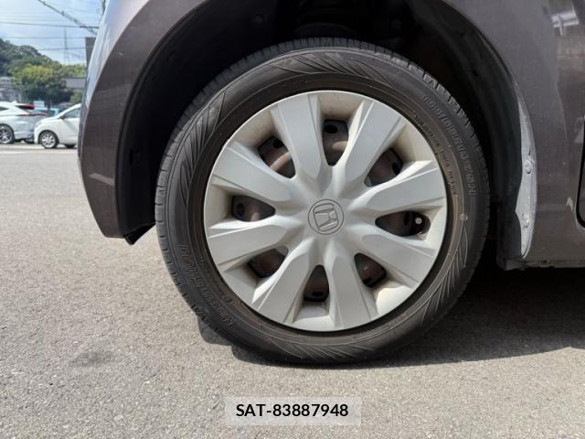 Honda N BOX 2015-09 8413896-11