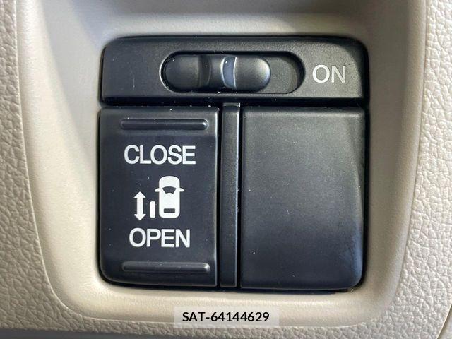 Honda N BOX 2012-06 8413884-2