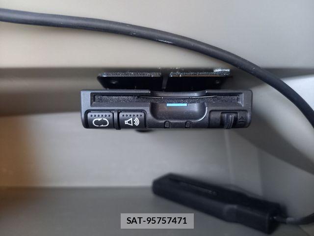 Honda N BOX 2015-07 8413865-19