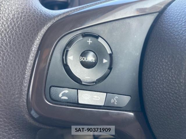 Honda N BOX 2018-10 8413881-17