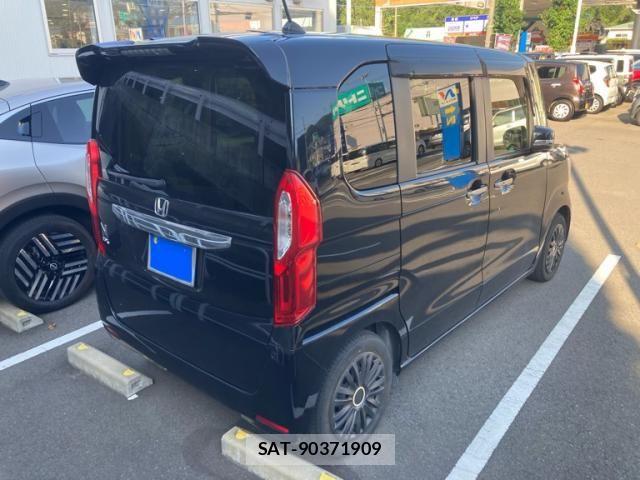 Honda N BOX 2018-10 8413881-3