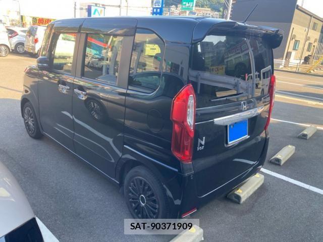 Honda N BOX 2018-10 8413881-4