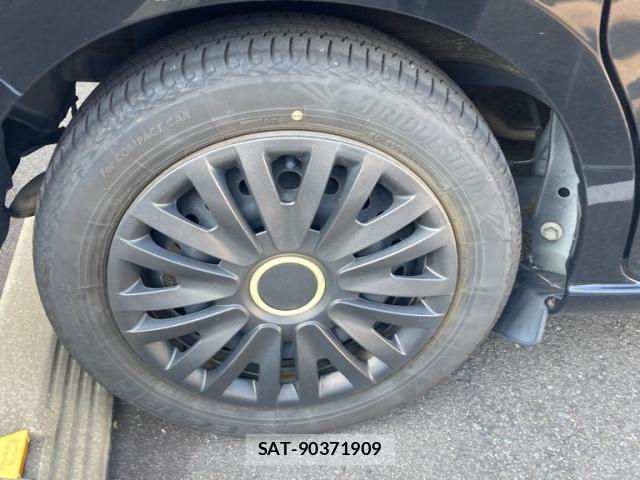 Honda N BOX 2018-10 8413881-8