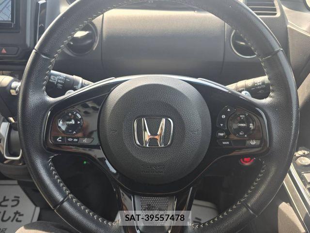 Honda N BOX 2021-02 8413852-22