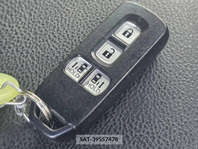 Honda N BOX 2021-02 8413852-28