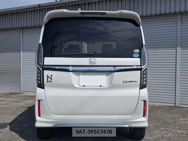 Honda N BOX 2021-02 8413852-8