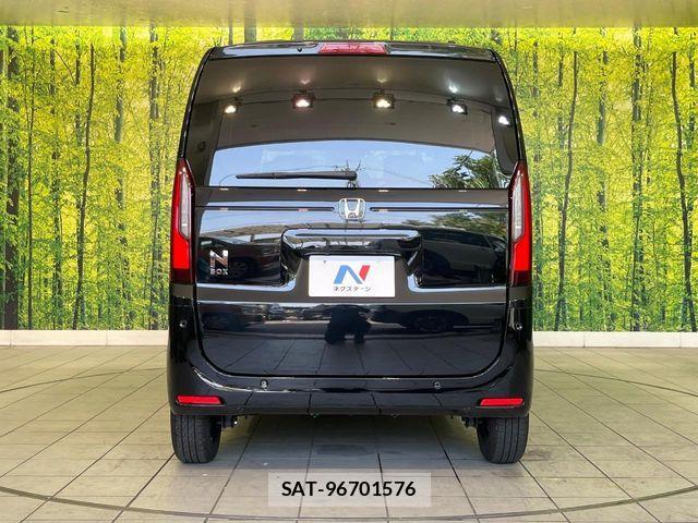 Honda N BOX 2024-12 8413850-14