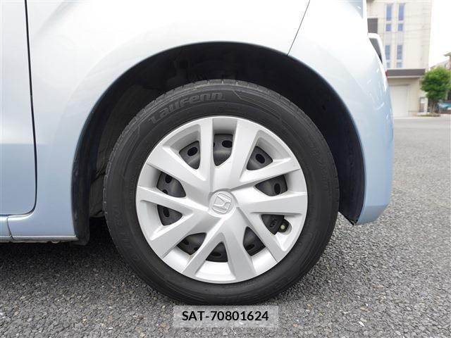 Honda N BOX 2019-05 8413857-18