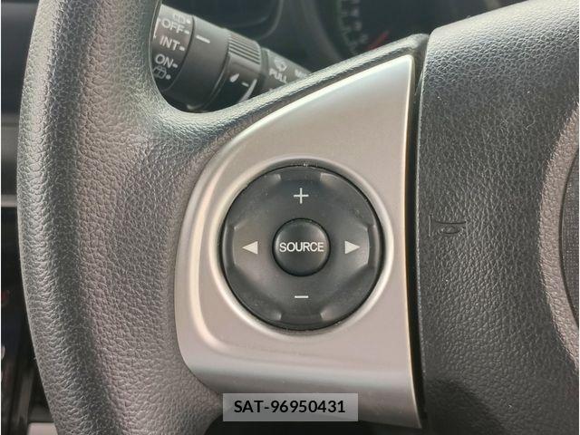 Honda N BOX 2017-06 8413862-11