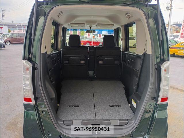Honda N BOX 2017-06 8413862-18