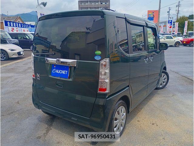 Honda N BOX 2017-06 8413862-2