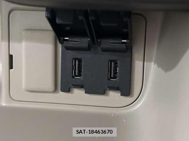 Honda N BOX 2019-07 8413861-26