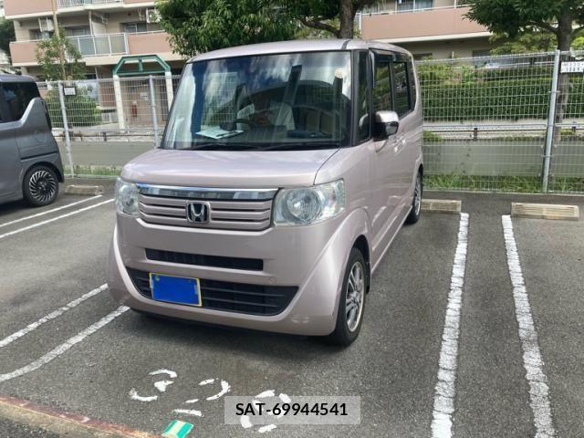 Honda N BOX 2014-08 8413892-1